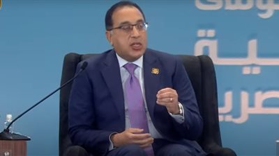  بتكليف من الرئيس السيسي.. الحكومة: حافز إضافي لتشجيع المزارعين على توريد القمح 