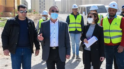 محافظ الإسكندرية يتابع مشروعات حياة كريمة ببرج العرب
