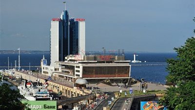 مسئول الوافدين بجامعة أوديسا الأوكرانية: إجلاء جميع طلاب المدينة إلى حدود رومانيا | خاص 