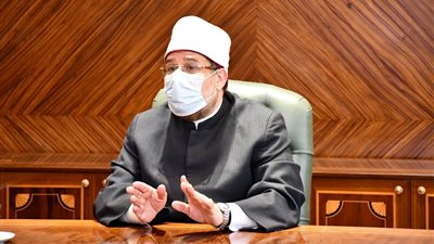 وزير الأوقاف: الأزمة الحالية عالمية وليست محلية.. واحذروا الخونة والمحتكرين وقت الأزمات