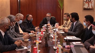 وزير السياحة يتابع الموقف التنفيذي لتقديم وتشغيل خدمات الزائرين بالمتحف المصري الكبير