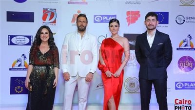 بث مباشر | نجوم الفن يتألقون في حفل ختام الدورة السادسة لـ مهرجان أسوان لأفلام المرأة