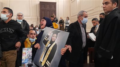 دفاع المُتهمة بقتل فتاة المول يشكك في السلامة العقلية للمجني عليها