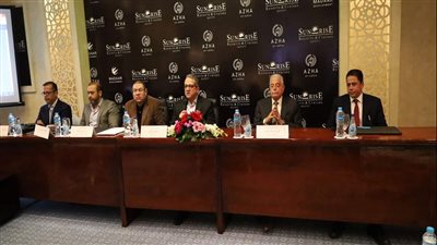 تفاصيل اجتماع محافظ جنوب سيناء ووزير الآثار مع المستثمرين لدعم المشروعات السياحية المتعثرة │ صور