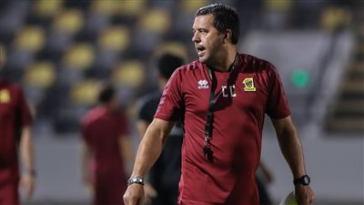 كوزمين يفوز بجائزة مدرب الشهر في الدوري السعودي