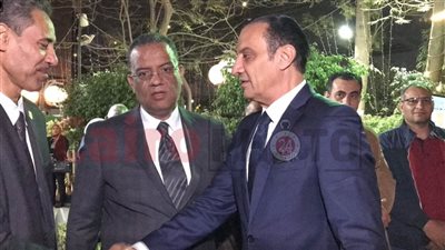 بحضور عدد من الإعلاميين والصحفيين.. أسرة محمود الكرودسي تستقبل المعزيين بمسجد آل رشدان | فيديو