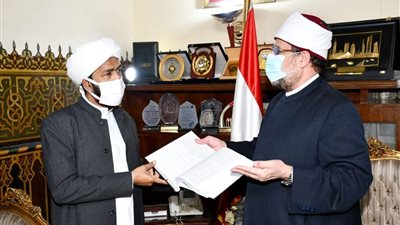 وزير الأوقاف يلتقي وفد جامعة مركز الثقافة السنية الإسلامية بالهند لتدريب كوادرها | صور