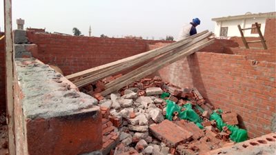 إزالة فورية لعدد من حالات التعدي في المنوفية بعد رصدها بوحدة التغيرات المكانية