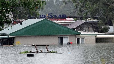 بعد مصرع 13 شخصًا.. تحذيرات من فيضانات مدمرة في أستراليا