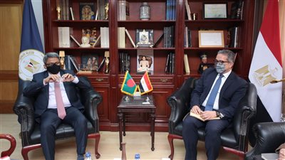 خالد العناني يناقش سبل دفع الحركة السياحية الوافدة من دولة بنجلاديش | صور 