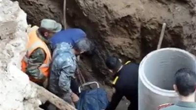 إصابة عامل سقط داخل حفرة للصرف الصحي بمركز طما شمال سوهاج