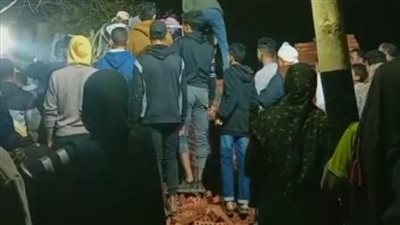 حيلة أهالي قرية بالغربية للبناء على أرض زراعية: بنوا مقبرة ودفنوا ميتًا بها ليلًا