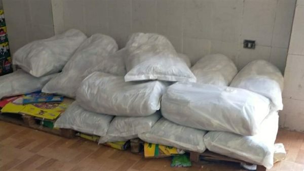 جانب من السلع الغذائية