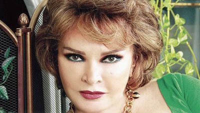 صفية العمري لـ القاهرة 24: الفن بيسرق العمر.. وبحمد ربنا إني بصيت للمستقبل وخلفت