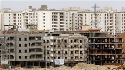 خبير عقاري: أنصح العملاء بالاستثمار في العقارات الإدارية والتجارية