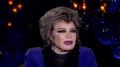  صفية العمري تتعرض لموقف محرج خلال تكريمها بدار الأوبرا 