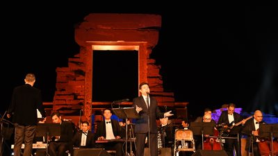 بحضور 4 آلاف مواطن.. انطلاق فعاليات الدورة الثانية من مهرجان دندرة للموسيقى والغناء في قنا