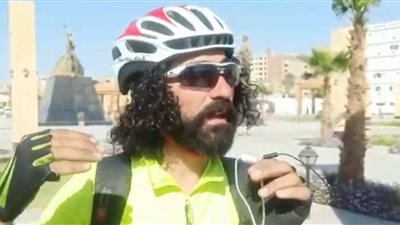  رحالة مصري يجوب مصر بدراجته من الإسكندرية لأسوان | بث مباشر