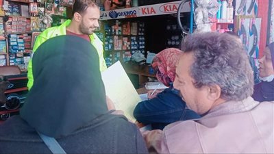 حملة لمراجعة رخص المحلات والالتزام بالشروط البيئية بضواحي بورسعيد | صور 