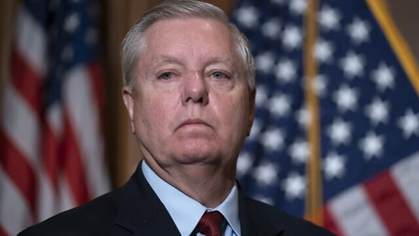  السناتور الأمريكي