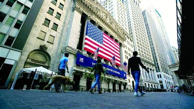 الولايات المتحدة توفر 678 ألف فرصة عمل.. وتراجع معدل البطالة عن يناير الماضي