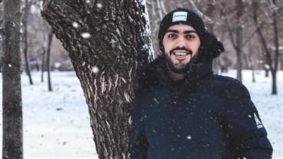 مقيم بأوكرانيا: المحلات مغلقة ومفيش أكل.. ساعدونا إحنا 40 مصري محاصرين في خيرسون | خاص