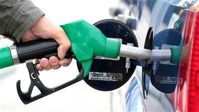 العينات أُخذت من خزانات الوقود في السيارات وليس من مستودعات المحطات..البترول ترد على خطاب سوء حالة البنزين