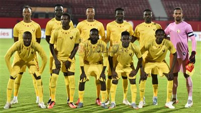 رئيس المريخ السوداني يرفض رحيل لي كلارك ويتمسك ببقائه في القيادة الفنية أمام الأهلي 