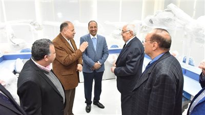 محافظ أسيوط يتفقد كليات جامعة سفنكس.. ويعلن دعمه لتنمية المدن الجديدة