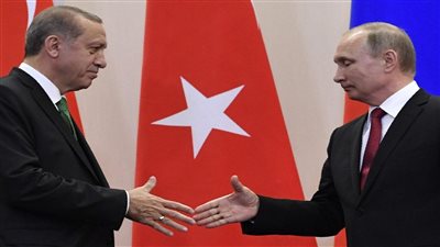 أردوغان يجري محادثة هاتفية مع بوتين لبحث تطورات الأزمة الأوكرانية
