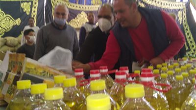 بتوجيهات محافظ كفر الشيخ.. رئيس مدينة بيلا يفتتح معرض «محاربة الغلاء» للسلع الغذائية بأسعار مخفضة