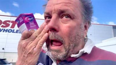 متجر بريطاني يرفض منح دواء وسلع للاجئين الأوكرانيين 