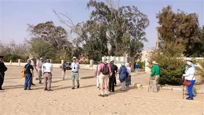 وفد سياحي من 4 جنسيات يزور المناطق الأثرية بالمنيا