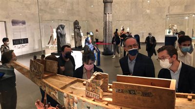 رئيس اللوفر تزور المتحف المصري بالتحرير والقومي للحضارة المصرية بالفسطاط | صور 