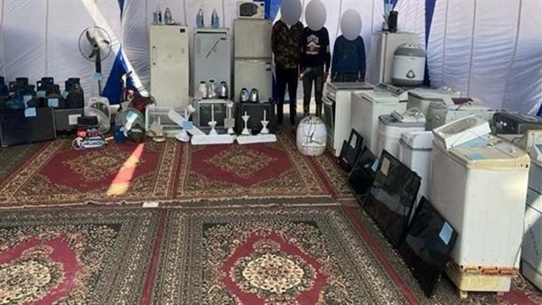 المتهمين والمضبوطات