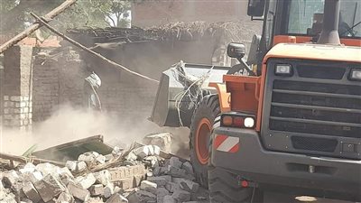  إزالة 23 حالة تعدٍ على أملاك الدولة والري بجنوب الأقصر