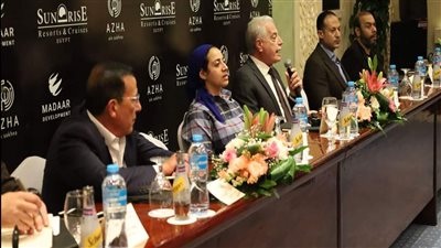 محافظ جنوب سيناء يعقد الاجتماع الثاني للجنة استضافة مؤتمر الأطراف