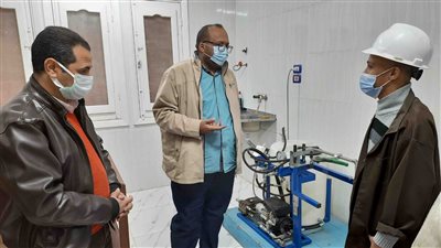 رئيس مياه سوهاج يتفقد ورش النجارة وصيانة وتعبئة طفايات الحريق