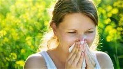 استشاري بكتيريا ومناعة توضح كيفية الوقاية من أمراض الربيع