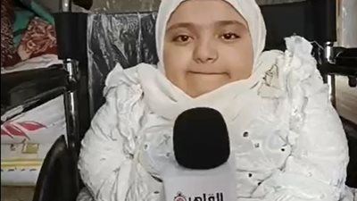 الفتاة الزجاجية.. طالبة مصابة بهشاشة العظام: شايفة نفسي مميزة وحلمي أكون دكتورة | بث مباشر