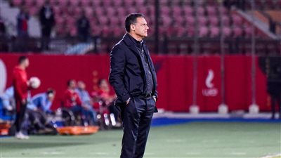 3 عوامل تضيق الخناق على إيهاب جلال قبل بداية مشواره مع منتخب مصر 