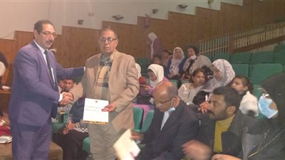 ثقافة جنوب سيناء تكرم أسر الشهداء