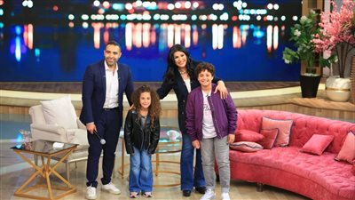 الليلة.. محمد عدوية وأبناؤه ضيوف معكم منى الشاذلي