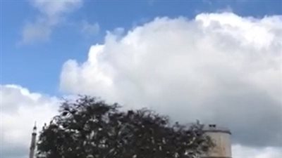 بعد موجة من الطقس السيئ.. سحب كثيفة تغطي سماء محافظة كفر الشيخ | بث مباشر