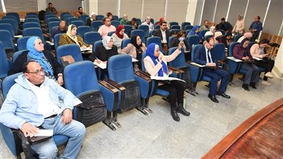 البيئة تعقد ورشة عمل للإعلاميين للتوعية بالتغيرات المناخية في الفيوم