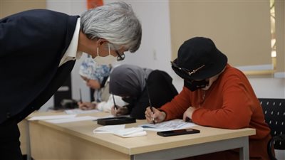 طلاب معهد سي جونج يشاركون في معرض إبداعات بالمركز الثقافي الكوري