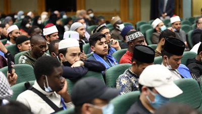 رئيس جامعة الأزهر الأسبق: رعاية الطلاب الوافدين يصنع منهم قادة للمستقبل 