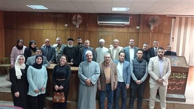 الوحدة المحلية بسمالوط تنظم ندوة تثقيفية بعنوان 