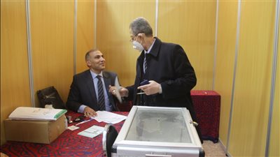 توقف التصويت في انتخابات حزب الوفد لأداء صلاة الجمعة