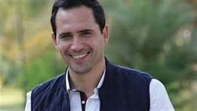 أبرزهم ظافر العابدين ونجلاء بدر.. فنانون وفنانات بدوا بشكل أصغر من أعمارهم الحقيقية | فيديو